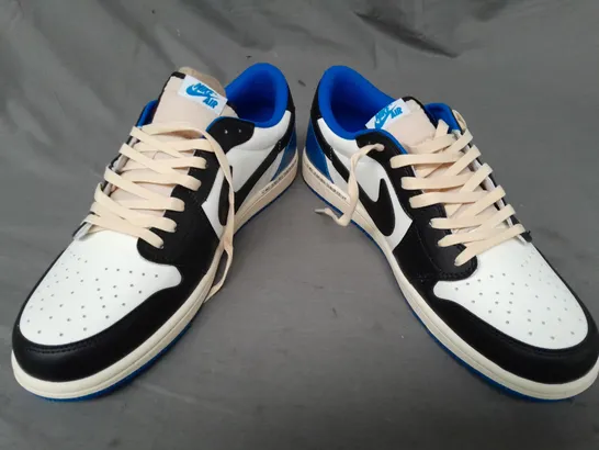 BOXED PAIR OF NIKE AIR JORDAN 1 LOW SHOES IN WHITE/BLACK/BLUE UK SIZE 11