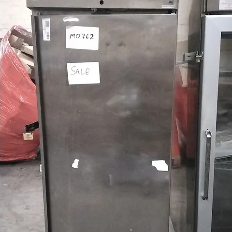 SINGLE COMMERCIAL FRIDGE/CHILLER F. PLUS TN 70