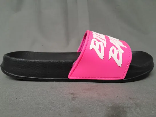 BOXED PAIR OF BIDI BADU SLIDERS IN PINK/BLACK EU SIZE 37