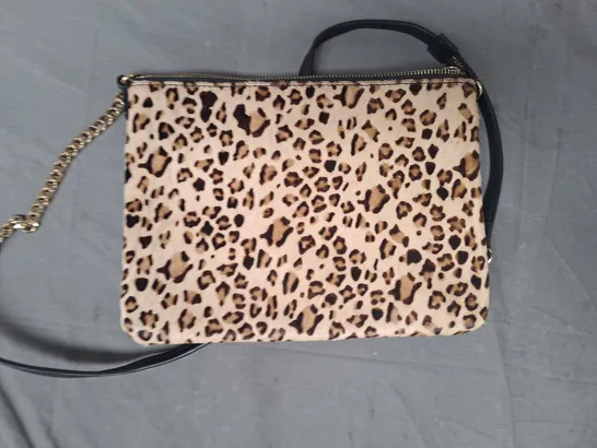 JONES BOOTMAKER CROSSBODY BAG IN LEOPARD PRINT