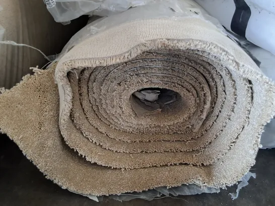 QUALITY ROLLED ULTIMATE EXPRESSIONS CARPET IN LINEN - 6.8X4M