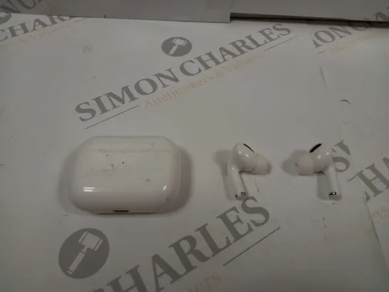 UNBOXED WIRELESS EARBUDS WITH CHARGING CASE WHITE 