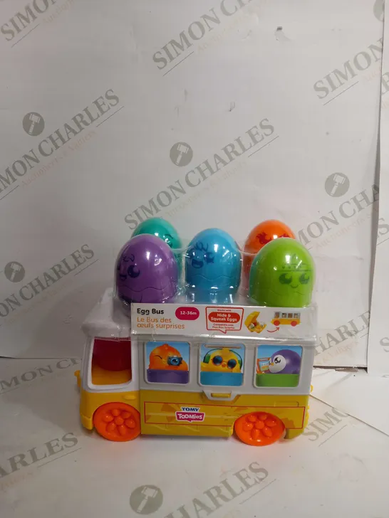 TOMY TOOMIES EGG BUS