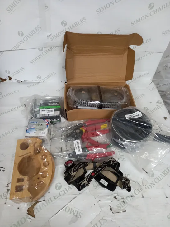 LARGE BOX OF APPROXIMATELY 15 ASSORTED HOUSEHOLD GOODS TO INCLUDE LIBERTY SHOES, NAVY HOSE PIPE, AND OLYMPIA CHAFING FUEL ETC. 