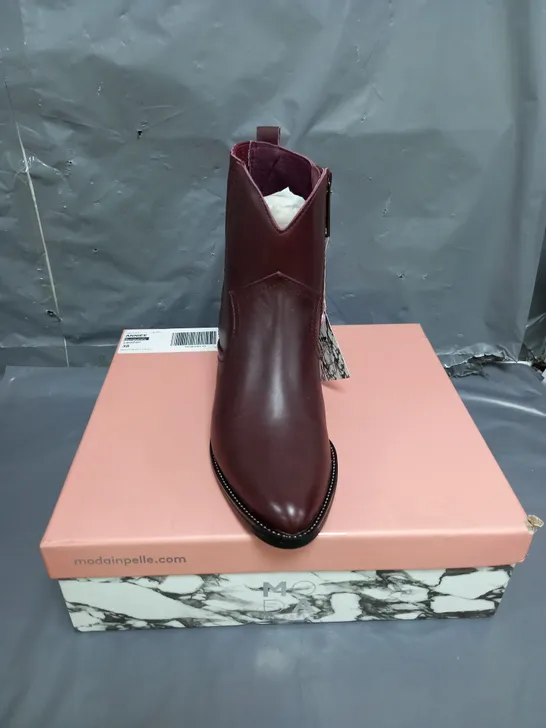 MODA IN PELLE ANNIEE BURGUNDY ANKLE BOOTS SIZE 5