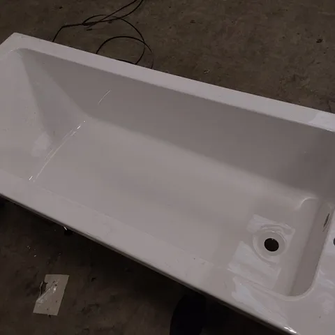 WHITE COMPOSITE 2 TAP HOLE BATH 160 × 70cm