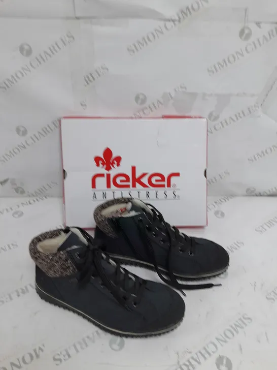 BOXED RIEKER WATER RESISTANT BOOT BLACK SIZE 6