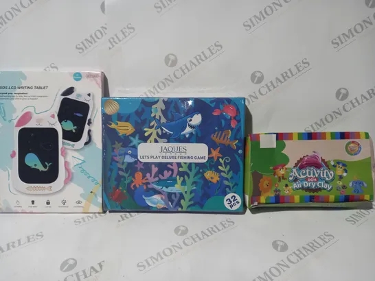 BOX OF APPROXIMATELY 20 ASSORTED TOYS AND GAMES TO INCLUDE ACTIVITY DOH AIR DRY CLAY, JAQUES LETS PLAY DELUXE FISHING GAME, KIDS LCD WRITING TABLET, ETC