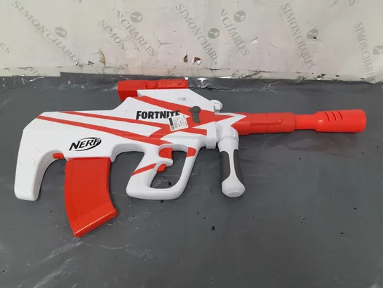 5 NERF GUNS OF VARIOUS COLLABS TO INCLUDE FORTNITE AND ROBLOX - COLLECTION ONLY 