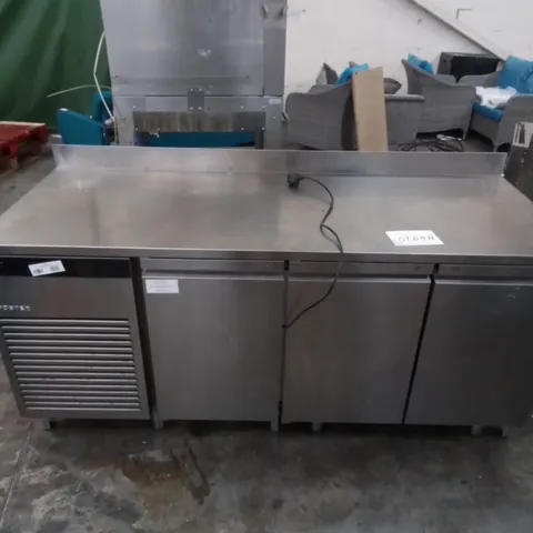 FOSTER COMMERCIAL STAINLESS REFRIGERATED KITCHEN PREP COUNTER 