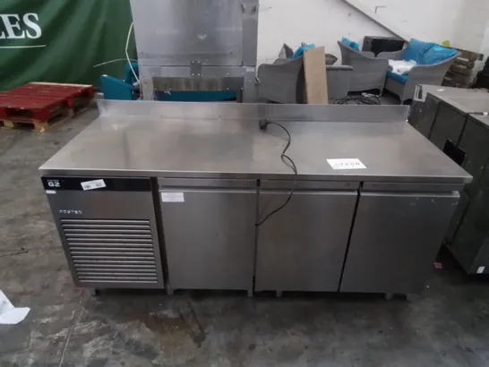 FOSTER COMMERCIAL STAINLESS REFRIGERATED KITCHEN PREP COUNTER 