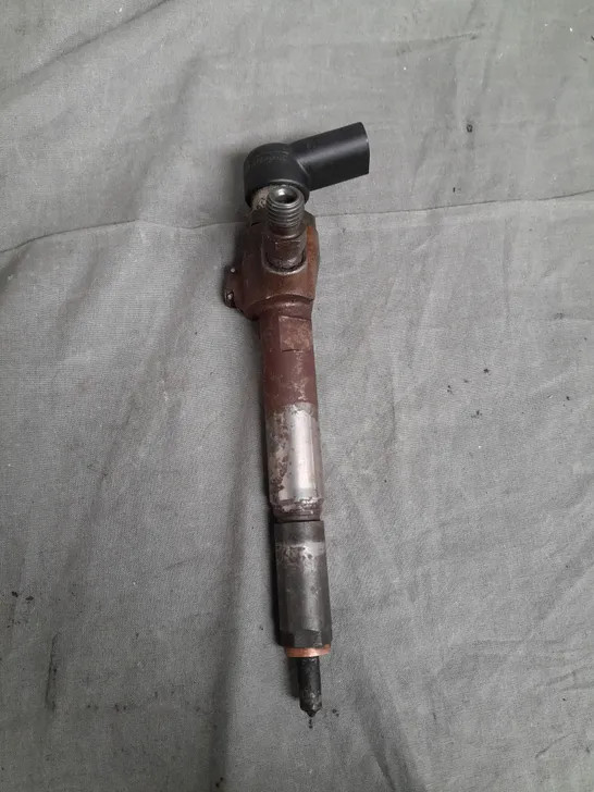 UNBRANDED FUEL  INJECTOR 