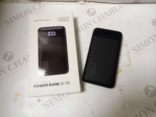 BOXED INIU POWER BANK BI-B5