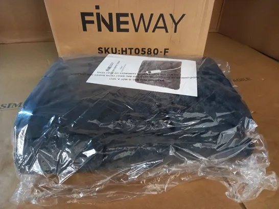 BOXED FINEWAY ELECTRIC HEATED THROW IN GREY - 160X130CM