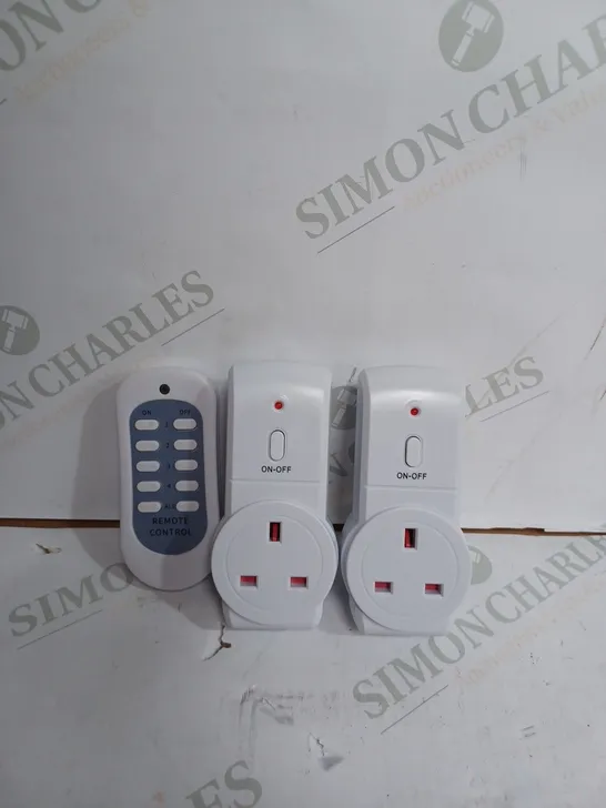 STATUS - REMOTE CONTROLLED SOCKETS - 2 PACK