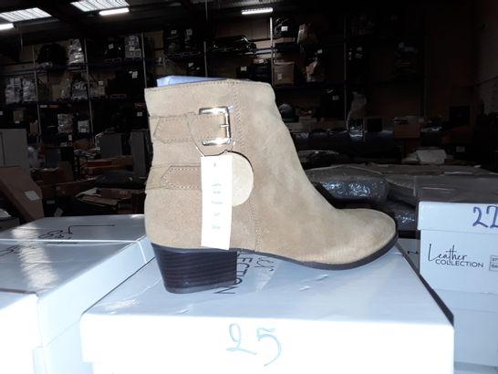 BOXED LOT OF 4 STEFF IDEAL SIZE 7 ANKLE BOOTS IN ASSORTED  COLOURS OF BLACK, TAN, NAVY AND BROWN