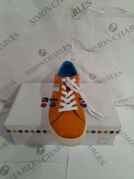 BOXED ADESSO ORANGE CASUAL TRAINERS SIZE 6