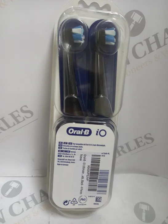 BOXED ORAL-B IO ULTIMATE CLEAN BRUSH HEADS (PACK OF 4) - BLACK 