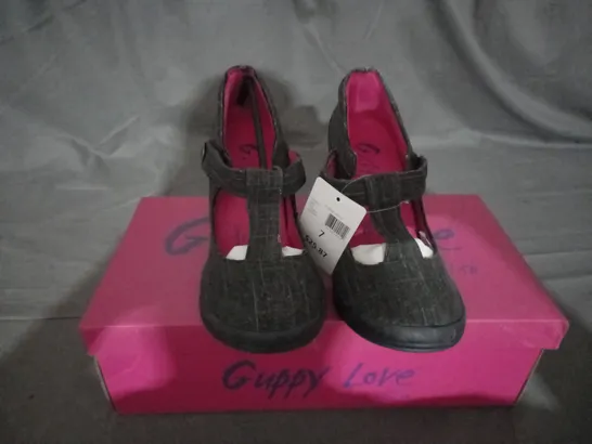 APPROXIMATELY 12 BOXED PAIRS OF GUPPY LOVE BY BLOWFISH WEDGE SHOES IN VARIOUS SIZES TO INCLUDE SIZE 39.5EU