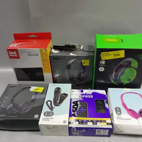 APPROXIMATELY 30 ASSORTED ELECTRICAL PRODUCTS TO INCLUDE RAZER GAMING HEADSET, LANDLINE TELEPHONE, ROKU EXPRESS ETC 