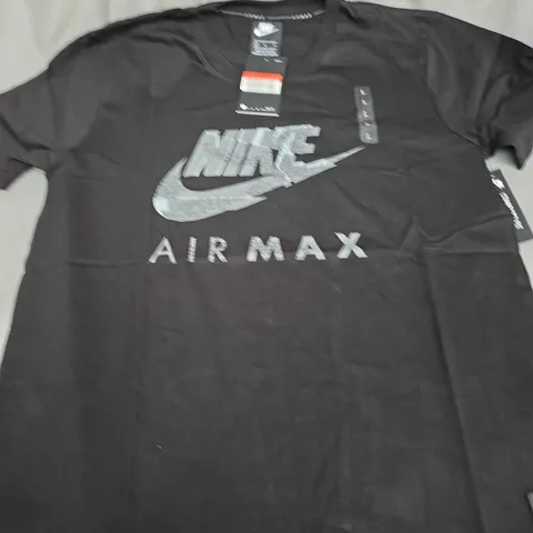 NIKE AIR MAX GRAPHIC T-SHIRT SIZE L