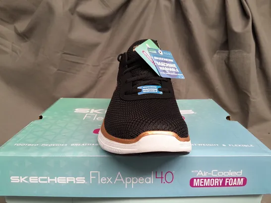 BOXED SKETCHERS FLEX APPEAL 4.0 TRAINERS - UK 7 