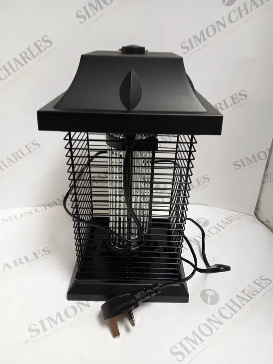 BOXED UNBRANDED ELECTRIC PLUG IN BUG ZAPPER 