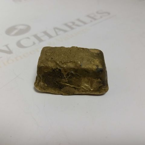 APPROX 130G GOLD COLOURED METAL