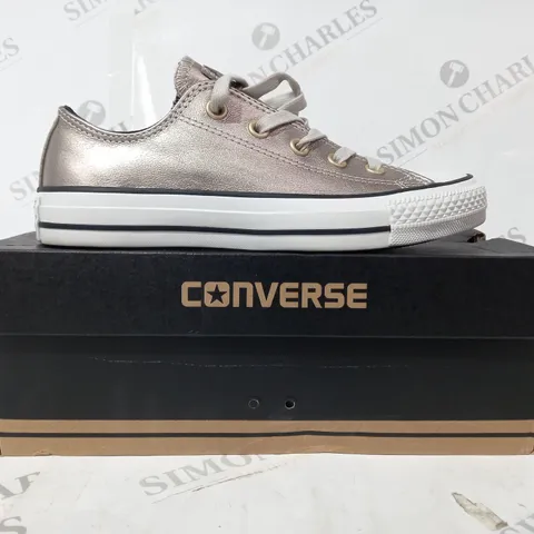 BOXED PAIR OF CONVERSE SHOES IN METALLIC GOLD UK SIZE 4
