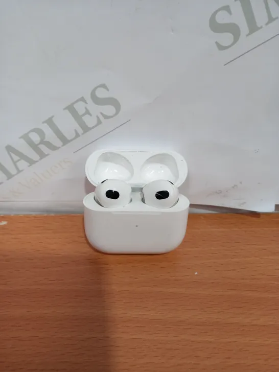 APPLE AIRPOD 3RD GENERATION