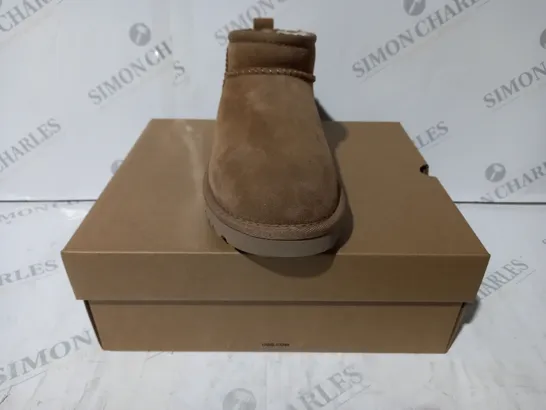 BOXED PAIR OF UGG CLASSIC ULTRA MINI SHOES IN TAN UK SIZE 4