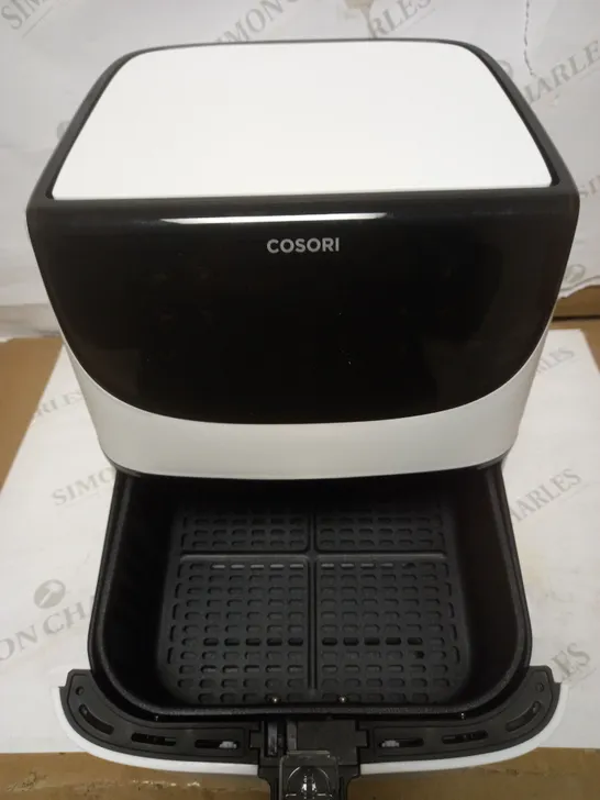 COSORI AIR FRYER 1700W MAX XXL 5.5L DIGITAL TOUCHSCREEN - WHITE