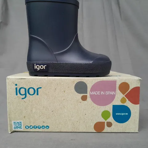 BOXED PAIR OF IGOR KID'S WELLINGTON BOOTS IN NAVY EU SIZE 21