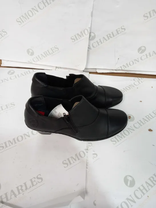 RIEKER SHOE BOOT - SZIE EU 40