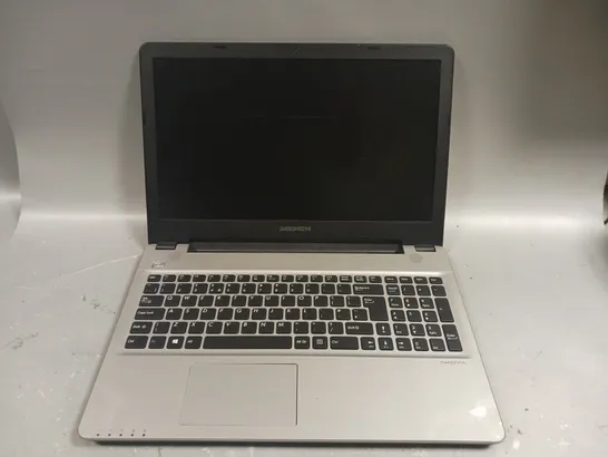 MEDION D15S LAPTOP