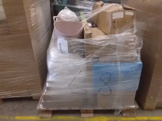 PALLET OF ASSORTED ITEMS INCLUDING SPRAY MOP, GREEN FOREST COMPUTER DESK, AMISGLASS, SLEEP MANTRA MATTRESS TOPPER