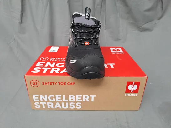 BOXED PAIR OF ENGELBERT STRAUSS SAFETY TOE CAP SHOES IN BLACK/GREY GRADIENT UK SIZE 12