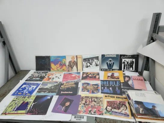 A COLLECTION OF 59 X VINYL SINGLES. MOSTLY 80S ETC. 