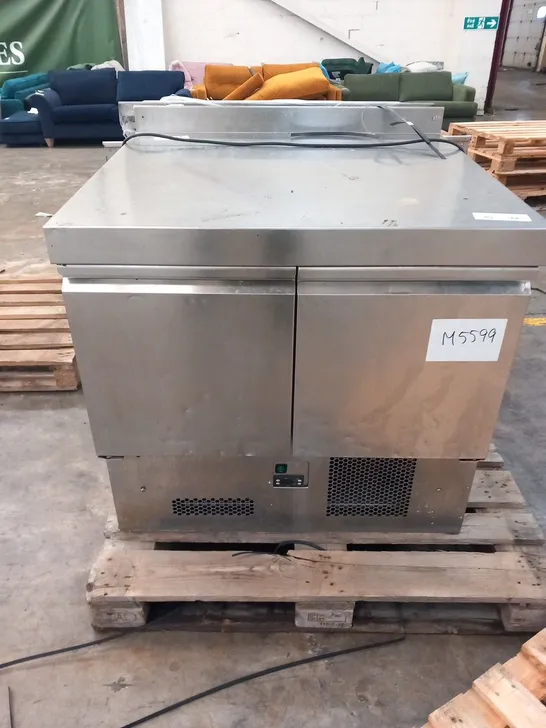 STAINLESS STEEL COMMERCIAL KTAR 9/02 BT COOLED FOOD PREP COUNTER