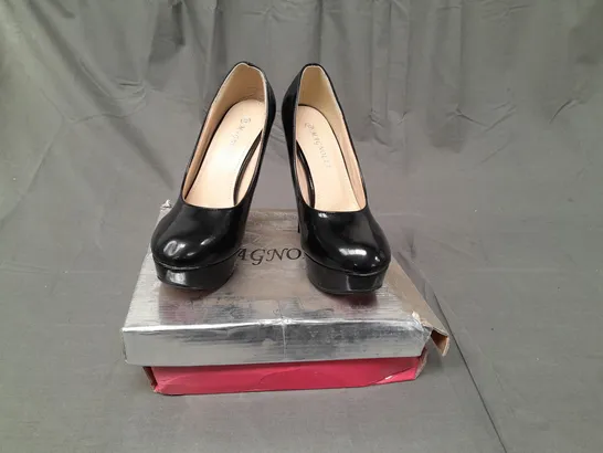 BOXED PAIR OF MAGNOLIA PLATFORM HEELS IN BLACK PATENT SIZE EU 37