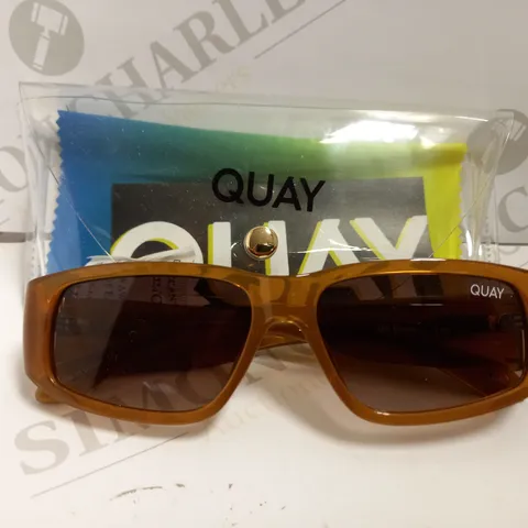 QUAY NO ENVY SUNGLASSES