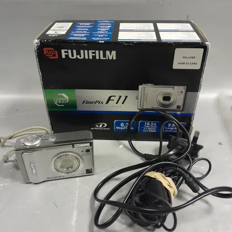 BOXED FUJIFILM FINEPIX F11 DIGITAL CAMERA 