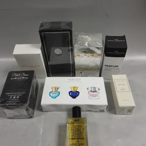 APPROXIMATELY 15 ASSORTED PERFUME/AFTERSHAVE PRODUCTS TO INCLUDE THE SCENT RESERVE, BLACK SENSE, PECKSNIFF'S ETC - COLLECTION ONLY	