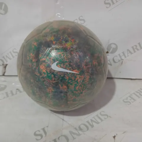 NIKE MINI NEXT NATURE SKILLS BALL