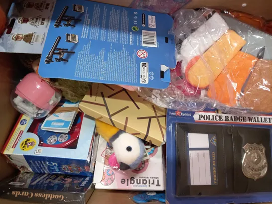 BOX OF APPROXIMATELY 20 ASSORTED TOYS AND GAMES TO INCLUDE JUMBO WAX CRAYONS, PEACHY'S SLIME, ETC