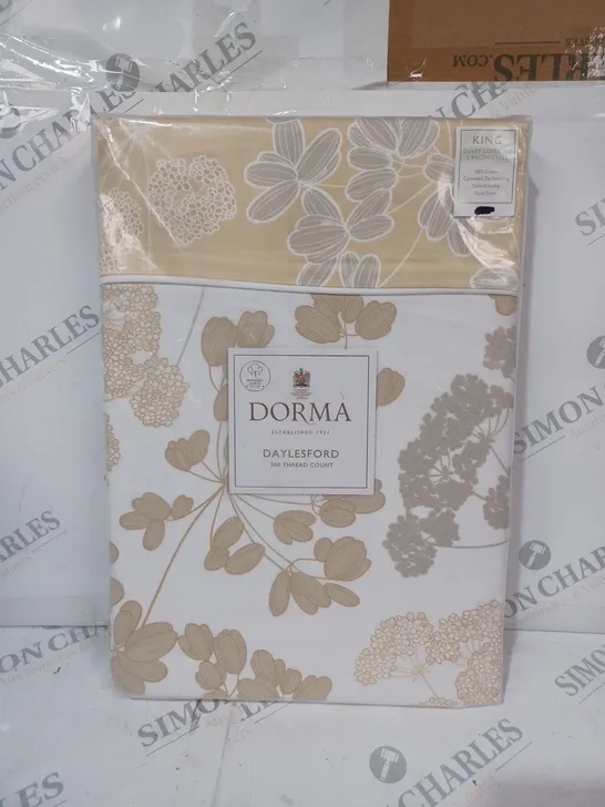 DORMA DAYLESFORD DUVET COVER SET - KING SIZE