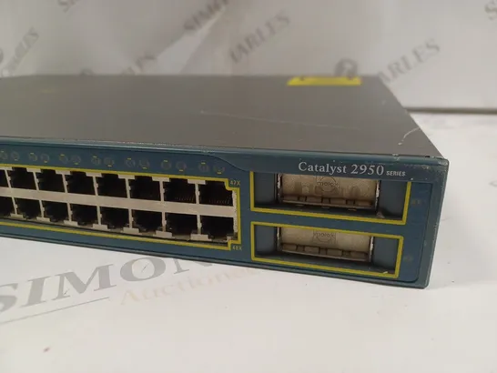 UNBOXED CISCO SYSTEMS CATALYST 2950 SERIES ETHERNET SWITCH