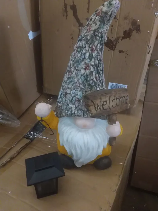 BOXED WELCOME CERAMIC GNOME