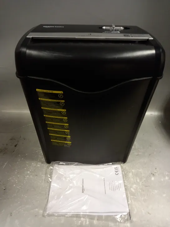 AMAZON BASICS SHREDDER