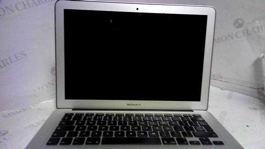 SILVER APPLE MACBOOK AIRCORE I5 128GB